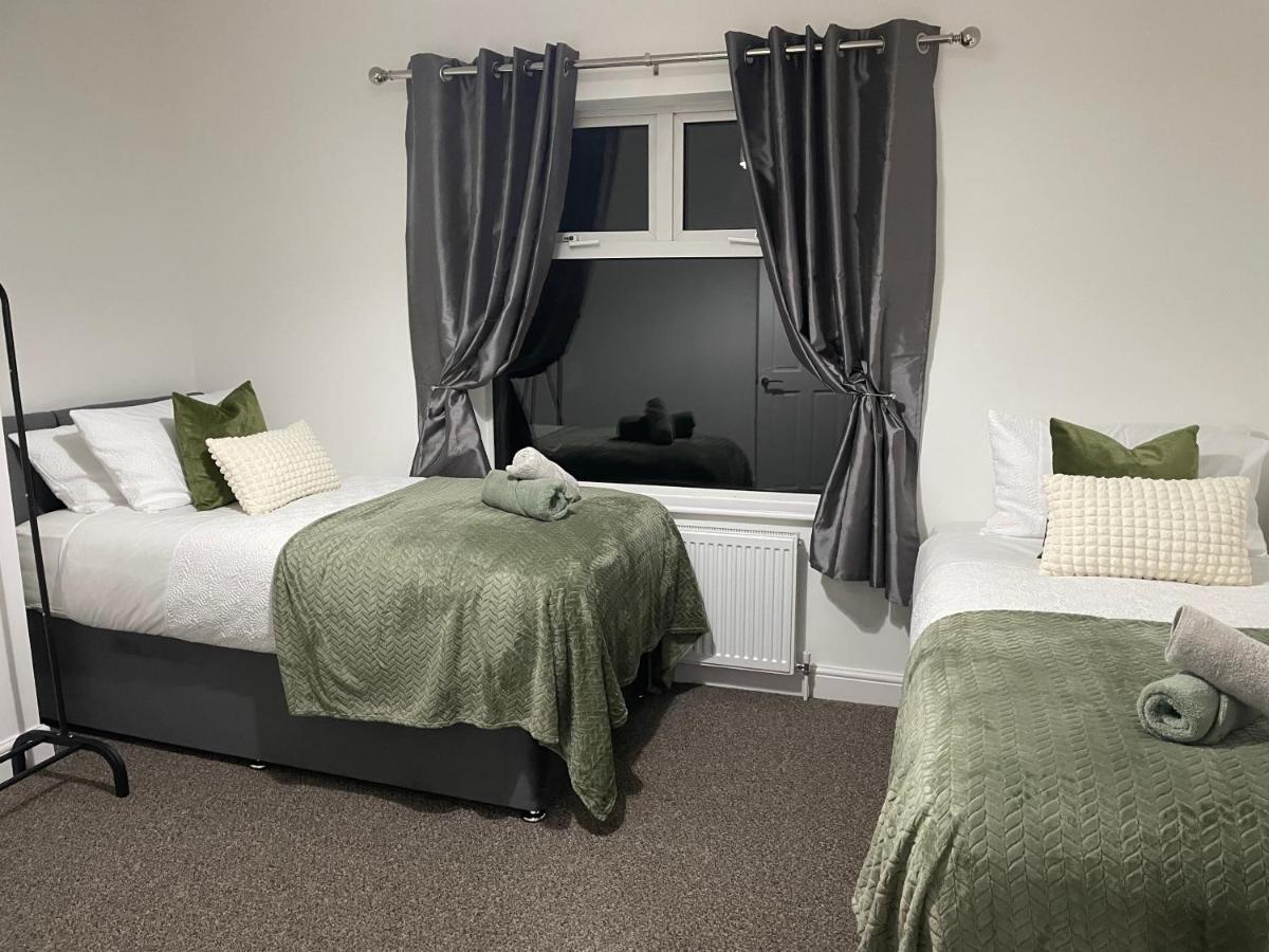 Comfy For Contractors And Families With Free Parking - Sage View