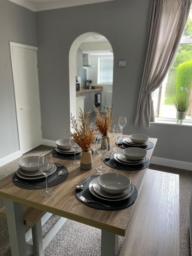 Holiday home Comfy For Contractors And Families With Free Parking - Sage View *
