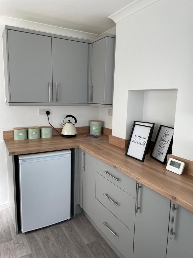 Comfy For Contractors And Families With Free Parking - Sage View Aldershot